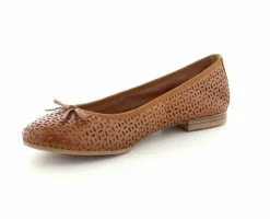 Caroline Skind Ballerina