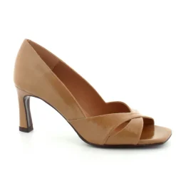 Elegant Lak Pump