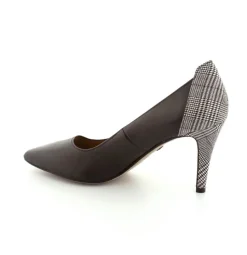 Elegant skind Pump
