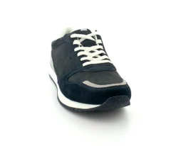 Elmore Sneakers