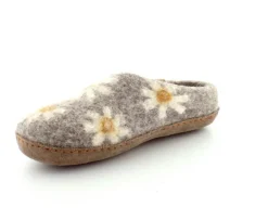 Makalu Wool Daisy