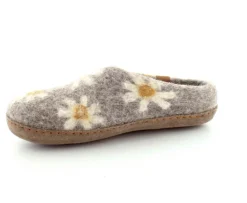 Makalu Wool Daisy